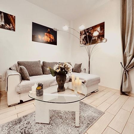 Futura Suite Apartment Bologna Exterior foto